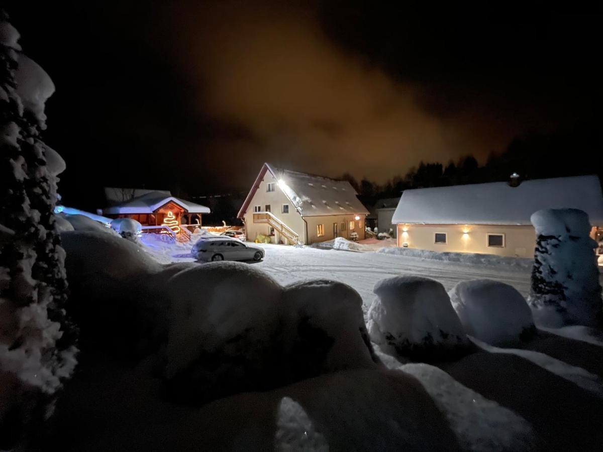 Willa Karla Krynica Zdroj Buitenkant foto